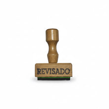 Cargar imagen en el visor de la galería, Sello de Madera Tradicional con Puño (Modelos a Elegir)