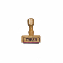 Cargar imagen en el visor de la galería, Sello de Madera Tradicional con Puño (Modelos a Elegir)